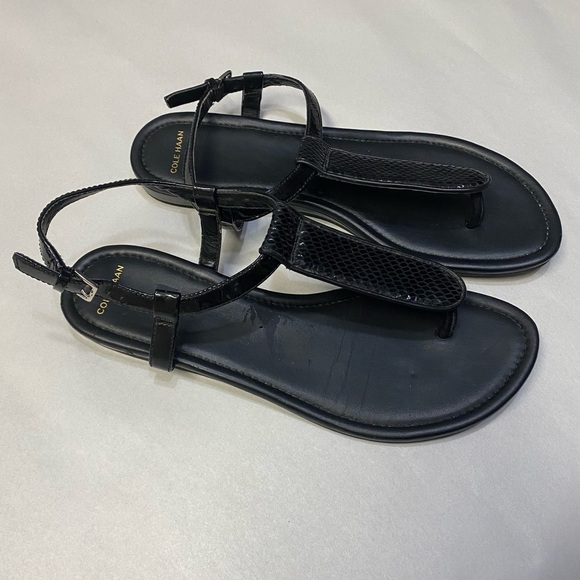Cole Haan Women’s Sandals Shoes Size 9B Leather Patent Strappy Flats NWOT - Picture 2 of 13